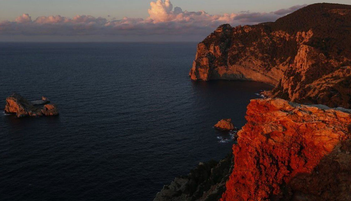 atardecer ibiza puertas cielo